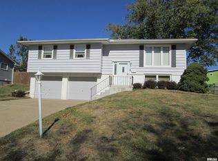 3129 W Birkshire Dr, Peoria, IL