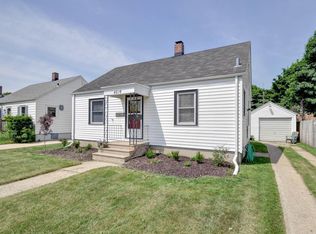 4216 22nd Ave, Kenosha, WI 53140