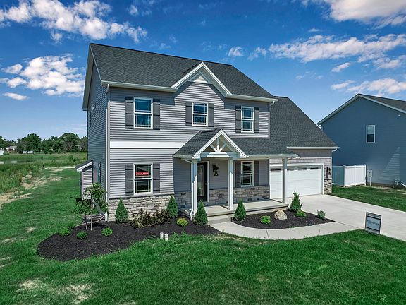 2nd image of 2895 Brookfield Dr