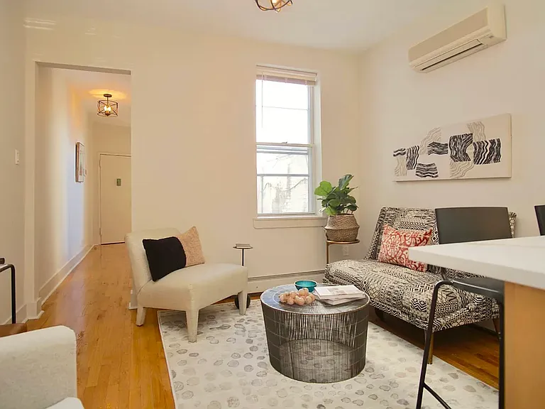 11-36 31st Ave #3L — Photo 3