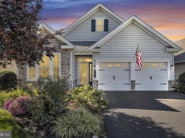 247 Colonial Dr, Mechanicsburg, PA 17050