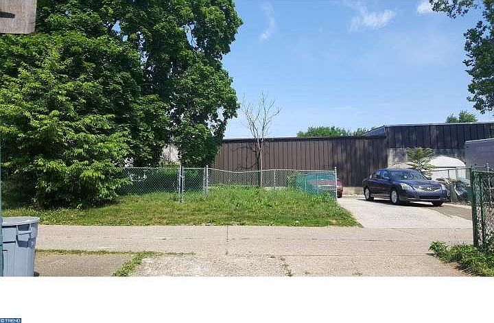 2nd image of 6318 Algon Ave