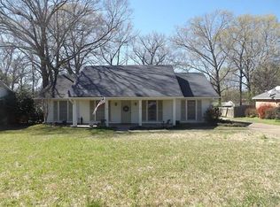 303 Harvest Dr, Ridgeland, MS 39157