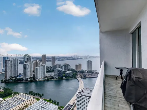 950 Brickell Bay Dr APT 4504, Miami, FL 33131