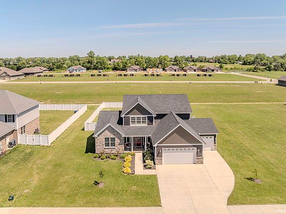 2nd image of 9404 W Shadow Lawn Dr