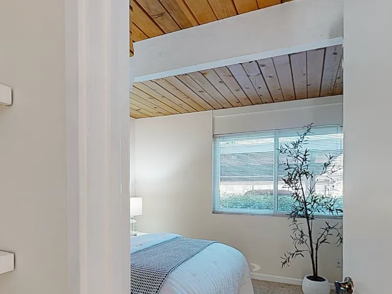 725 Blair Ct — Photo 18
