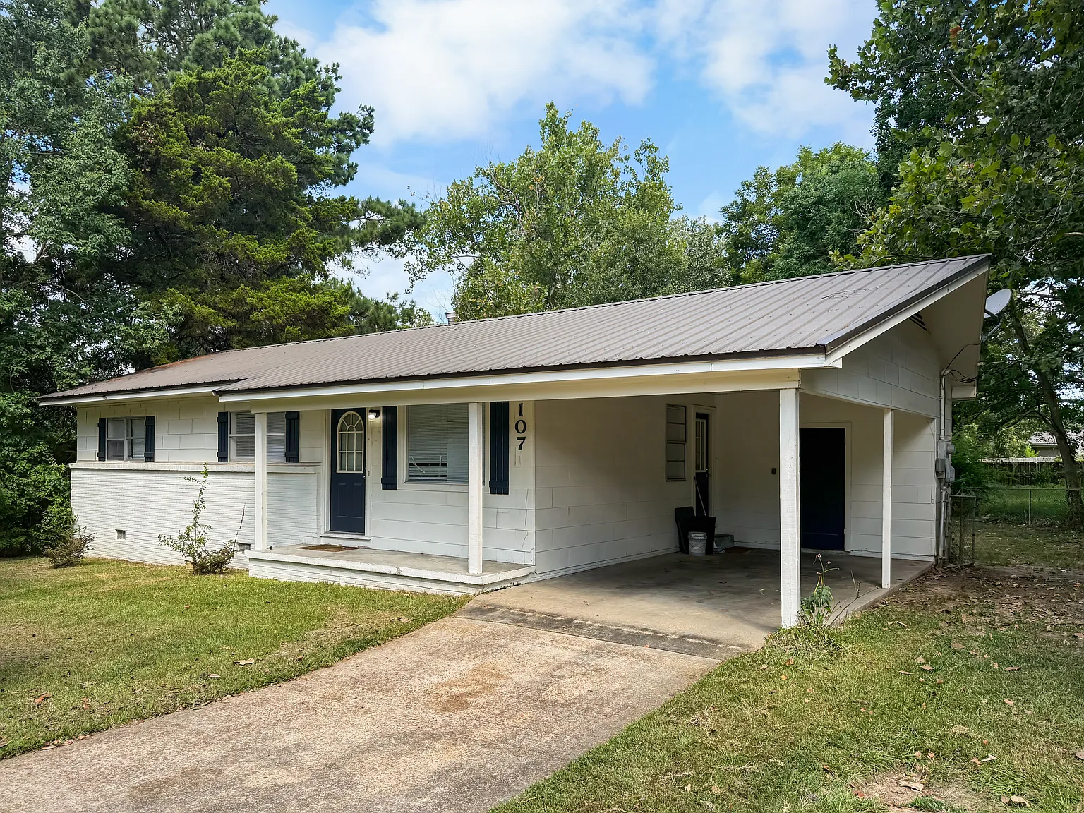 107 Ann Drive — Photo 1
