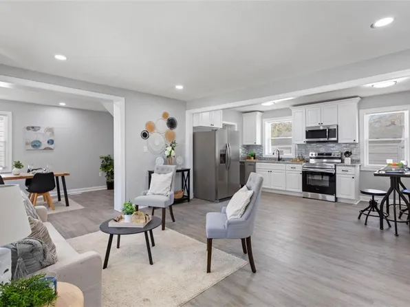 98 Nicholson St, Portsmouth, VA 23702