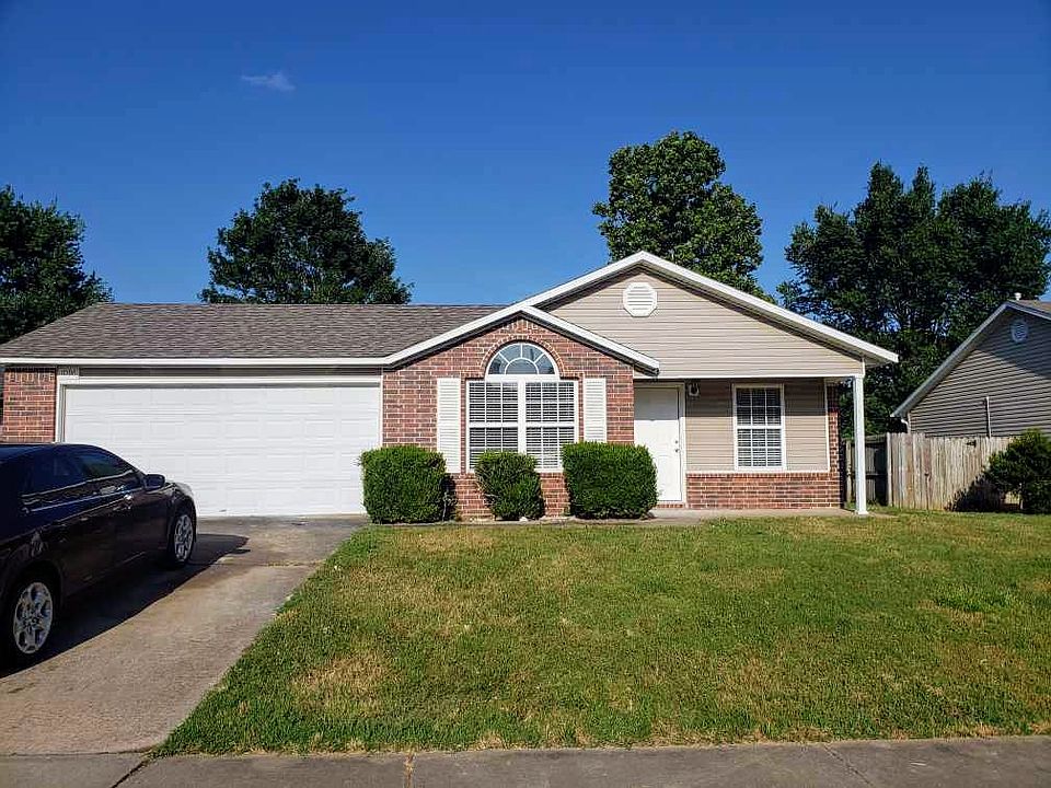 1st image of 1096 S Nelson Dr