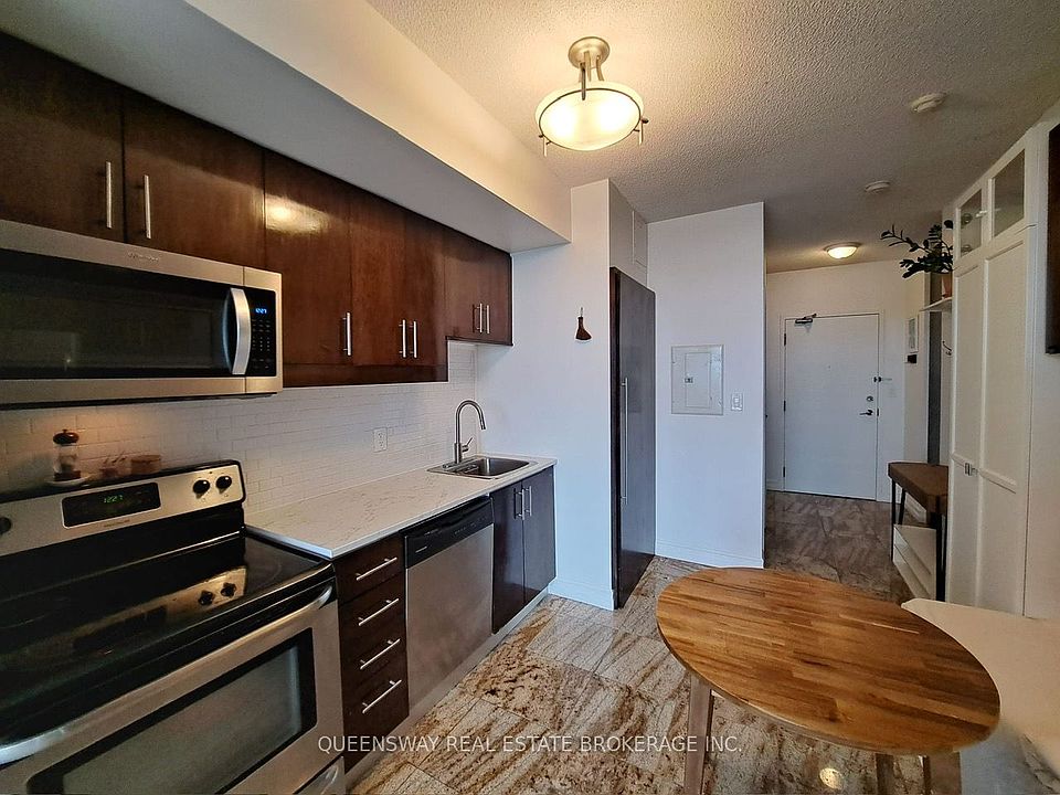 1st image of 2464 Weston Rd #915