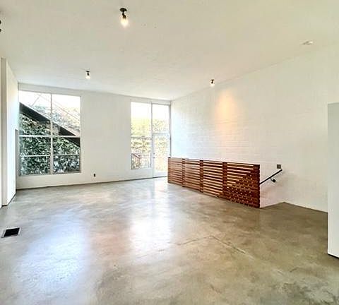 2nd image of 1480 W Sunset Blvd #C