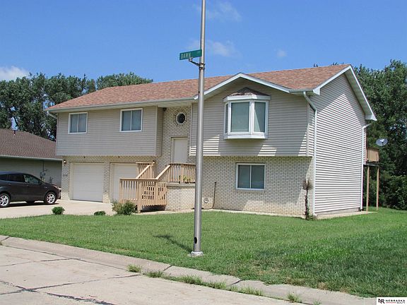 3rd image of 2048 Dawn Dr