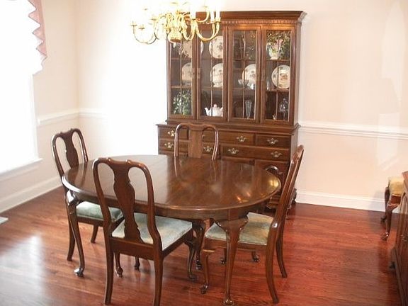 Formal dining room