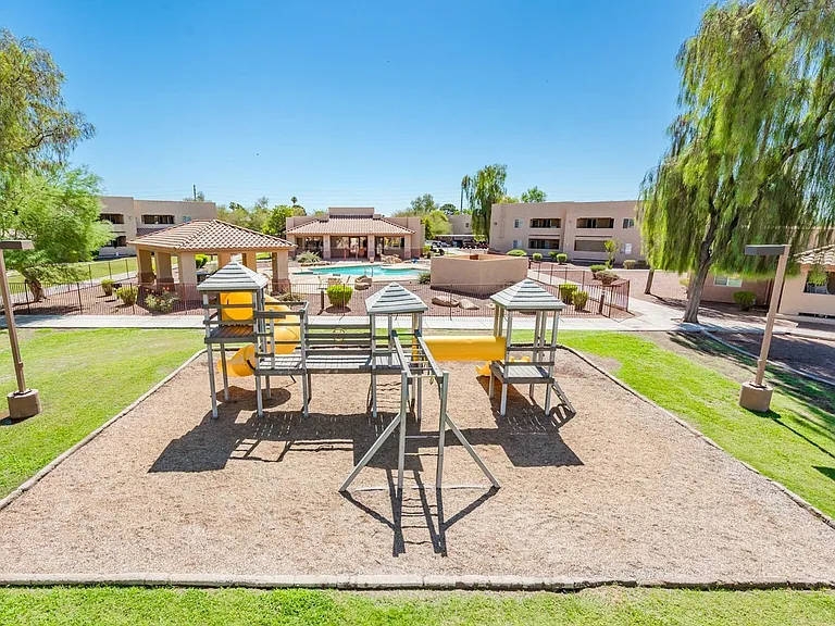 Cholla Ranch Apartments — Photo 6