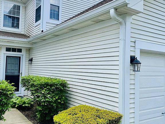 2nd image of 1467 Walnut Hill Ave