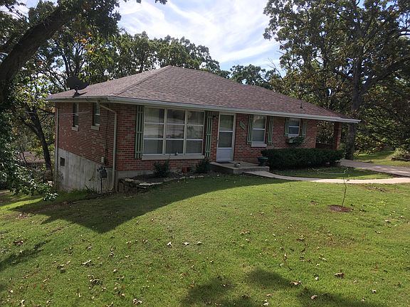 2nd image of 2103 W Edgewood Dr