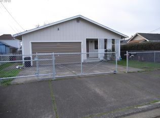830 B St, Myrtle Point, OR 97458