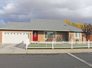 510 Elzora Loop, Milton Freewater, OR 97862