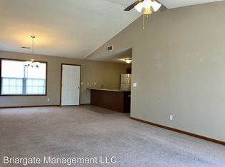 10284 Clearwing Ln UNIT 2, Roscoe, IL 61073