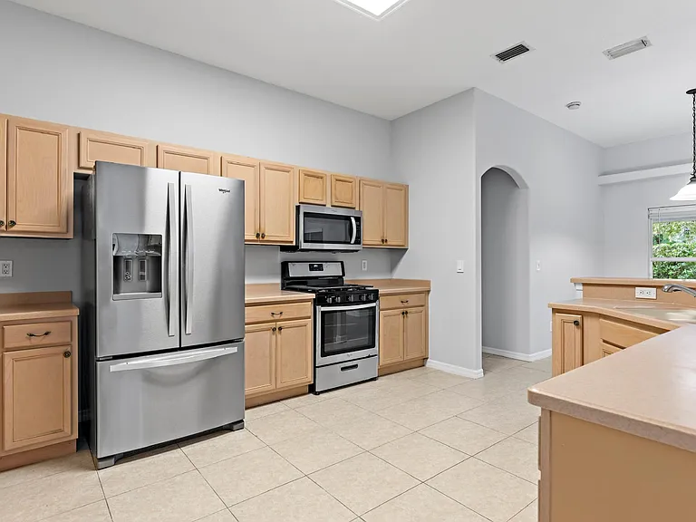 483 S Key Lime Sq SW — Photo 8