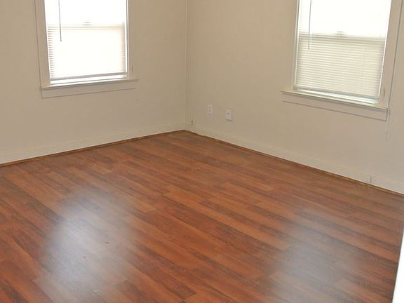 2nd image of 607 W 12th St