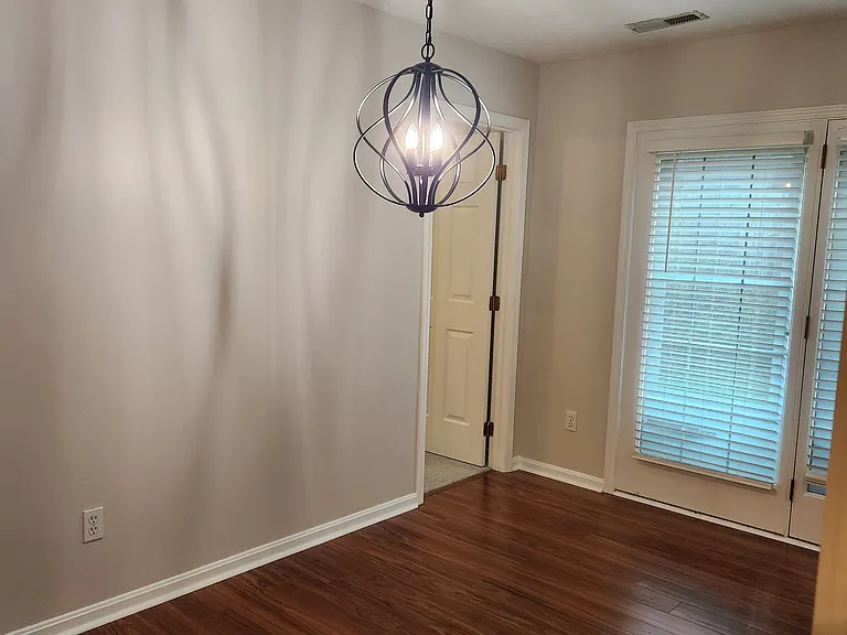 3412 Rainview Cir — Photo 10