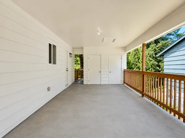 7407 SW 36th Ave, Portland, OR 97219