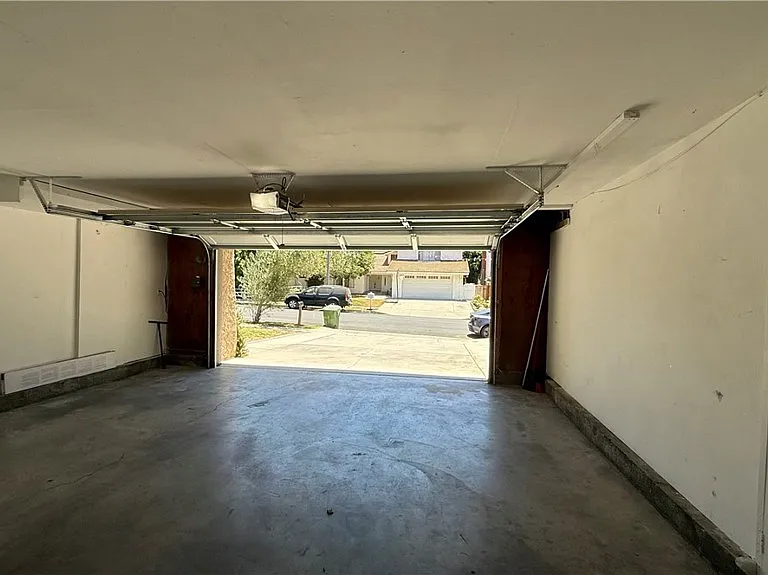 21417 Germain St — Photo 37