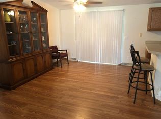 2526 Oak Park Dr, Belleville, IL 62221
