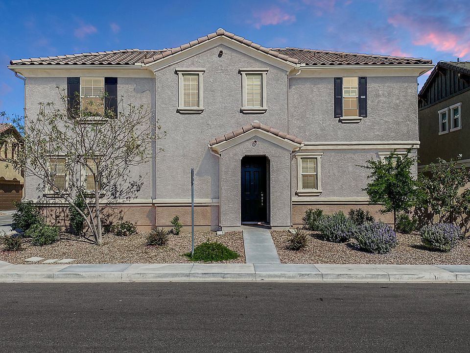 1st image of 1529 N Banning