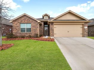 845 Rutherford Dr, Crowley, TX 76036