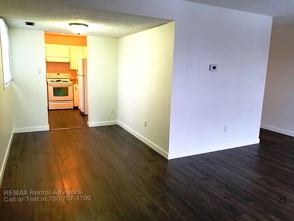 3rd image of 1396 Knottwood Road East NW #Nw-201-201
