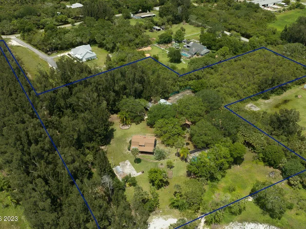 825 Woodsage Ln, Merritt Island, FL 32953