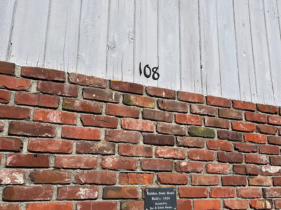 108 Main St