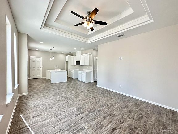 3rd image of 1404 Vani Dr APT 1