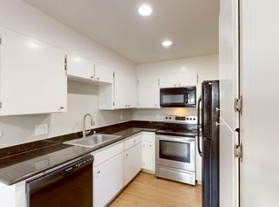 380 Alameda Del Prado #G, Novato, CA 94949
