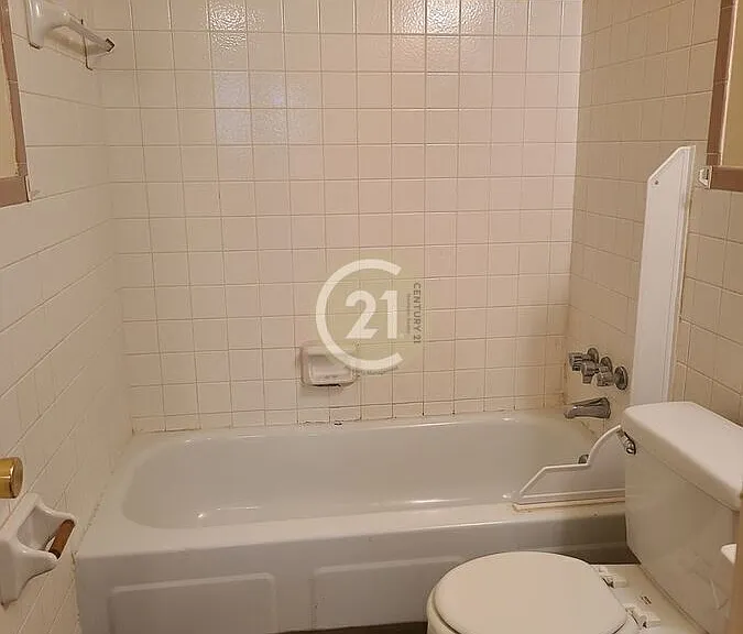 1441 Kingston Ave #1 — Photo 10