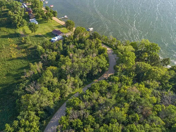 14 Camp Winona Trl, Faribault, MN 55021