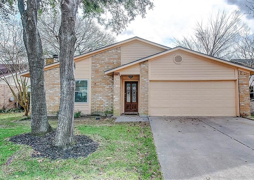 1st image of 17907 Glenpatti Dr