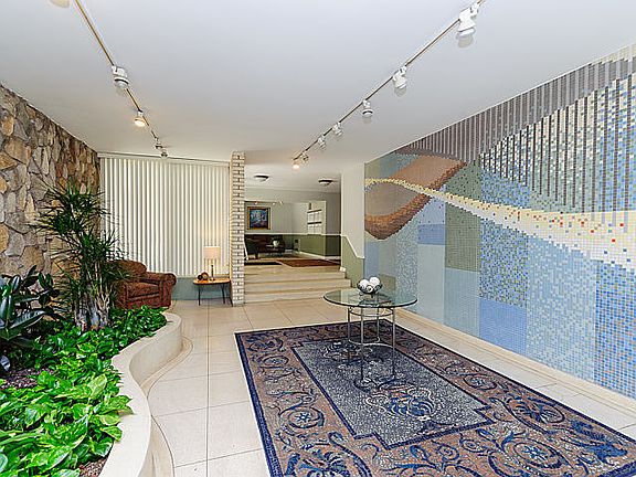 3rd image of 169 N Grove Ave APT 5D