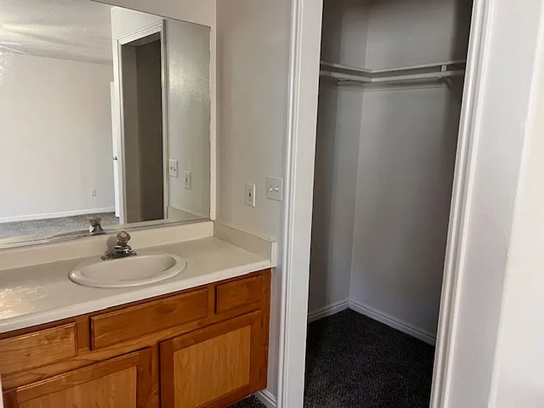483 S 1275 W — Photo 7