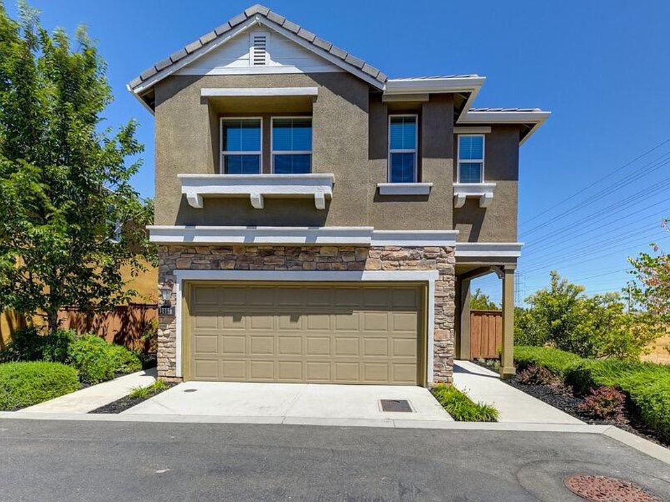 1st image of 2053 Camino Real Way