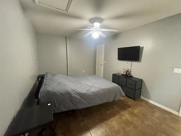 659 Caribbean Dr — Photo 5