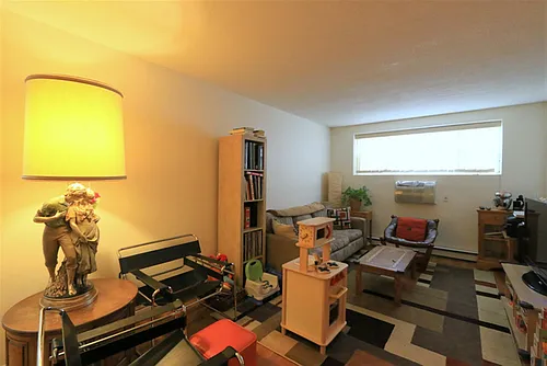22 Laurel St Photo 1