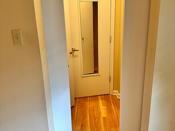 4th image of 8912 Highbridge Dr