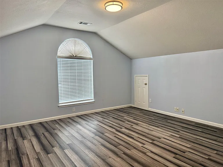 14802 Bellflora Ct — Photo 18