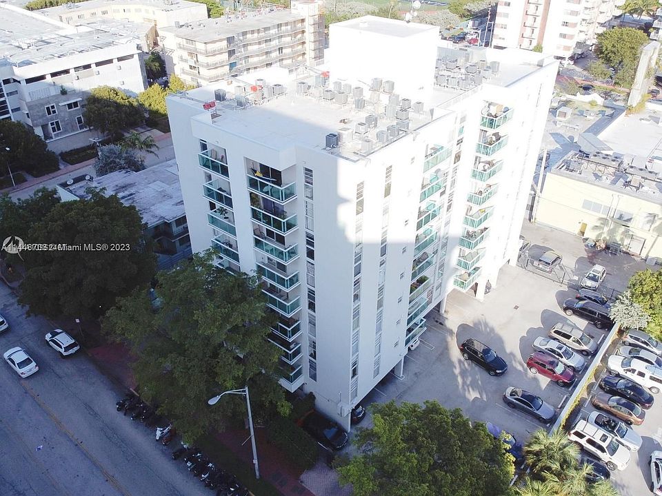 1st image of 1035 West Ave Penthouse 3