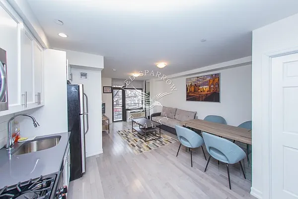 Rented by Red Sparrow Realty Group | media 23