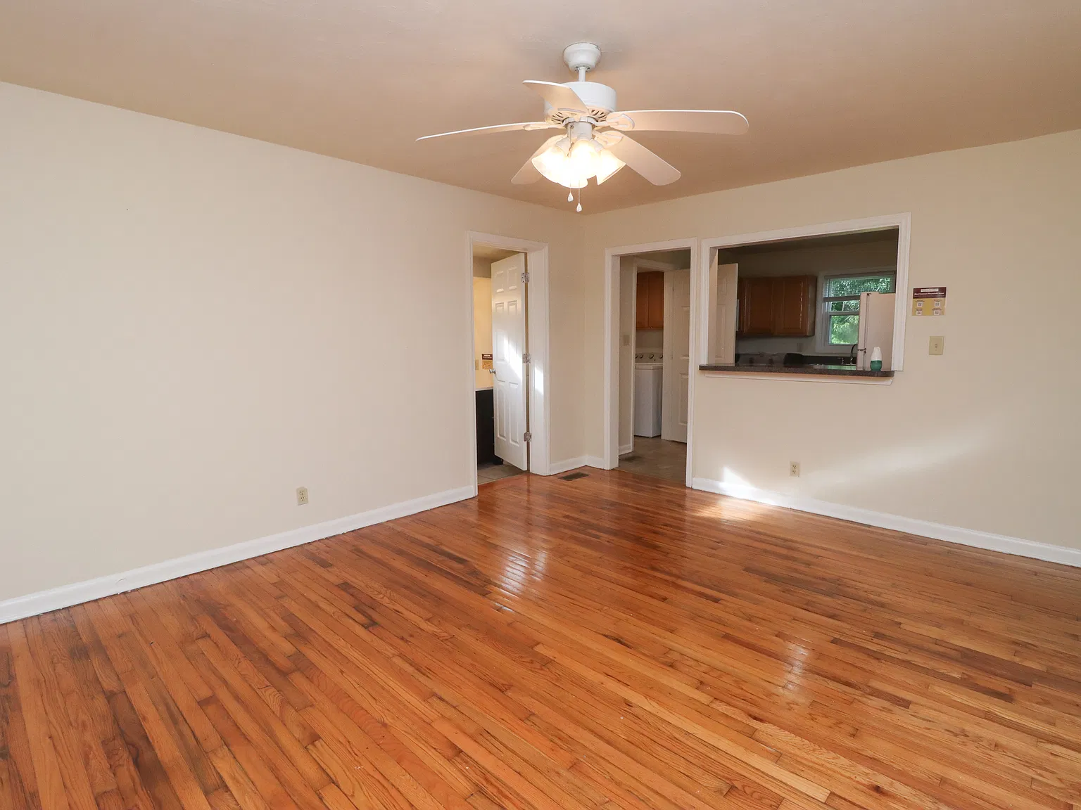 1502 Mayhew Street — Photo 4