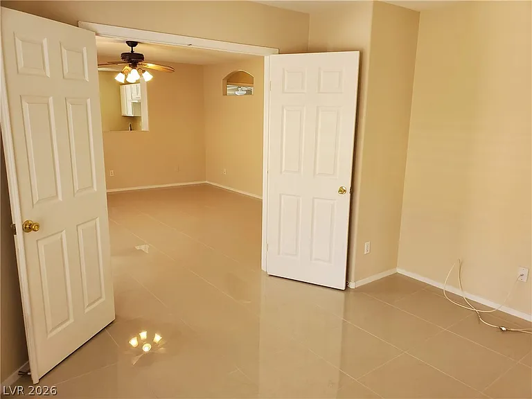 10172 Arlington Abby St — Photo 11